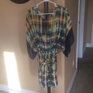 Gorgeous patterned ladies dress, comfy & stylish.